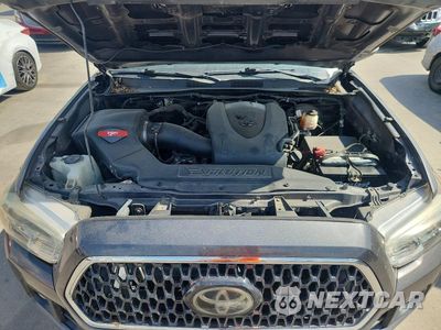 Zdjęcie 11 z 12 samochodu: 2018 TOYOTA TACOMA TRD SPORT VIN:5TFCZ5AN7JX163859 - miniatura