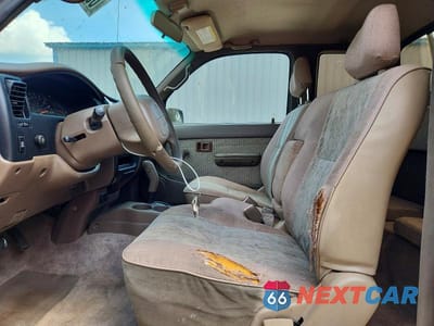 Zdjęcie 7 z 12 samochodu: 1998 TOYOTA TACOMA XTRACAB PRERUNNER VIN:4TASM92N7WZ163027 - miniatura
