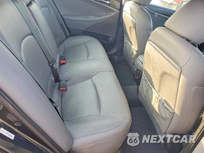 Zdjęcie 10 z 13 samochodu: 2011 HYUNDAI SONATA LIMITED VIN:5NPEC4AC8BH143006 - miniatura