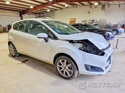 Czwarte zdjęcie samochodu z boku: 2019 FORD FIESTA SE VIN:3FADP4EJ6KM143059 - miniatura