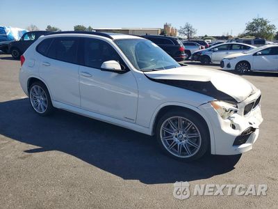 Czwarte zdjęcie samochodu z boku: 2015 BMW X1 XDRIVE35I VIN:WBAVM5C59FVV94336 - miniatura