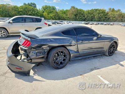 Trzecie zdjęcie samochodu z tyłu: 2018 FORD MUSTANG VIN:1FA6P8TH4J5122750 - miniatura