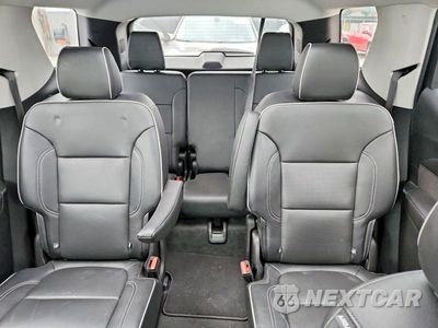 Zdjęcie 10 z 14 samochodu: 2020 CHEVROLET TRAVERSE HIGH COUNTRY VIN:1GNEVNKW0LJ312122 - miniatura