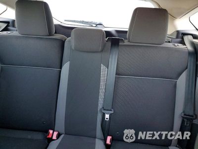 Zdjęcie 10 z 13 samochodu: 2014 FORD FOCUS SE VIN:1FADP3K22EL214335 - miniatura