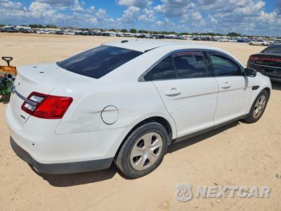 Trzecie zdjęcie samochodu z tyłu: 2014 FORD TAURUS POLICE INTERCEPTOR VIN:1FAHP2MK4EG166449 - miniatura