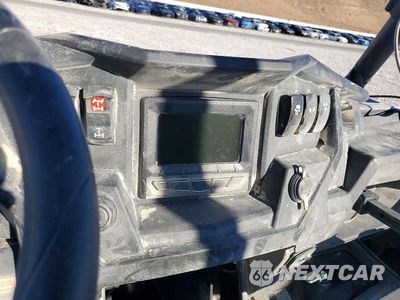 Zdjęcie 8 z 10 samochodu: 2015 POLARIS RZR XP1000 UTILITY VEHICLE VIN:4XAVDK998FB317844 - miniatura
