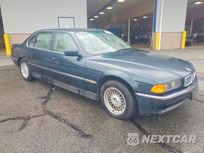 Czwarte zdjęcie samochodu z boku: 1997 BMW 740 IL VIN:WBAGJ8323VDM02325 - miniatura
