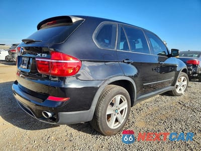 Trzecie zdjęcie samochodu z tyłu: 2011 BMW X5 XDRIVE35I VIN:5UXZV4C50BL739084 - miniatura