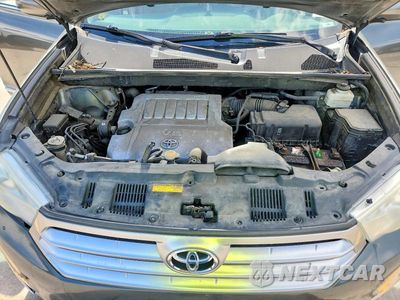 Zdjęcie 12 z 13 samochodu: 2012 TOYOTA HIGHLANDER SE VIN:5TDBK3EH9CS168966 - miniatura