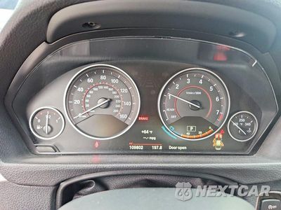 Zdjęcie 9 z 13 samochodu: 2016 BMW 340 XI VIN:WBA8B7G53GNT14887 - miniatura