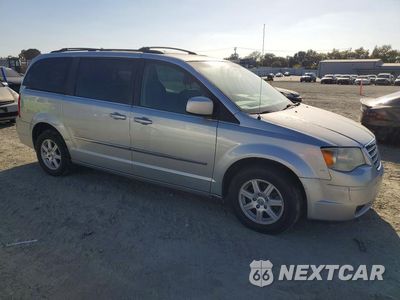Czwarte zdjęcie samochodu z boku: 2010 CHRYSLER TOWN & COUNTRY TOURING VIN:2A4RR5D19AR108972 - miniatura
