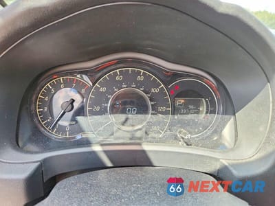 Zdjęcie 9 z 12 samochodu: 2016 NISSAN VERSA NOTE SV VIN:3N1CE2CP5GL368161 - miniatura