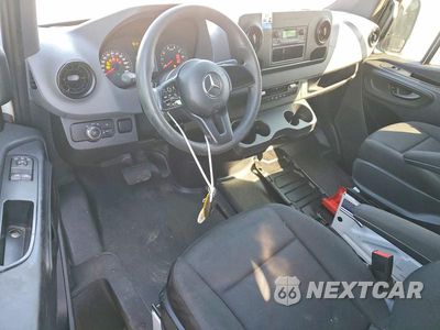 Zdjęcie 8 z 13 samochodu: 2021 MERCEDES-BENZ SPRINTER 2500 DELIVERY VAN VIN:W1W40CHYXMT053195 - miniatura