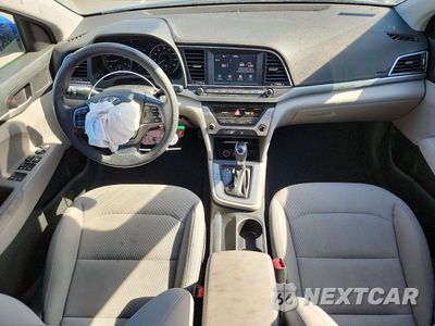 Zdjęcie 8 z 12 samochodu: 2018 HYUNDAI ELANTRA SE VIN:5NPD74LF6JH387226 - miniatura