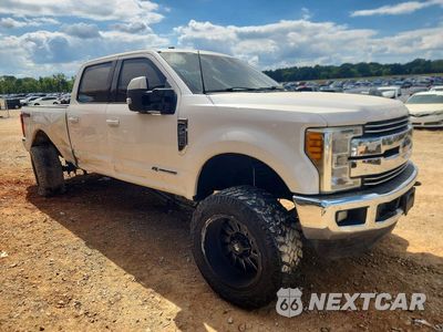 Czwarte zdjęcie samochodu z boku: 2017 FORD F250 SUPER DUTY VIN:1FT7W2BTXHED84268 - miniatura