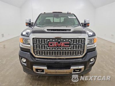Piąte zdjęcie samochodu w środku: 2019 GMC SIERRA K2500 DENALI VIN:1GT12SEY6KF215147 - miniatura