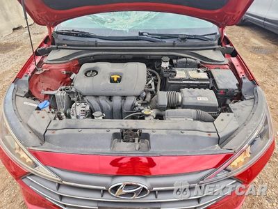 Zdjęcie 11 z 13 samochodu: 2019 HYUNDAI ELANTRA SEL VIN:5NPD84LF0KH453817 - miniatura