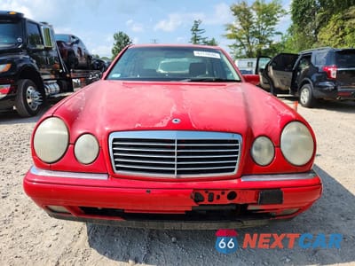 Piąte zdjęcie samochodu w środku: 1999 MERCEDES-BENZ E 320 VIN:WDBJF65H9XA725961 - miniatura