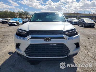 Piąte zdjęcie samochodu w środku: 2026 TOYOTA GRAND HIGHLANDER XLE VIN:5TDABAA55TS006229 - miniatura