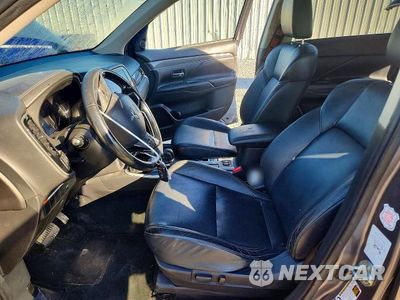Zdjęcie 7 z 13 samochodu: 2019 MITSUBISHI OUTLANDER SE VIN:JA4AZ3A35KJ000734 - miniatura