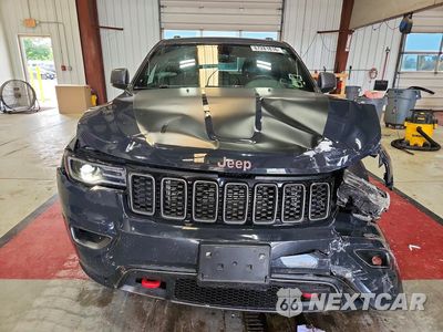 Piąte zdjęcie samochodu w środku: 2017 JEEP GRAND CHEROKEE TRAILHAWK VIN:1C4RJFLT2HC905914 - miniatura