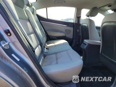 Zdjęcie 10 z 13 samochodu: 2017 HYUNDAI ELANTRA SE VIN:KMHD74LF6HU098441 - miniatura