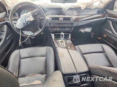 Zdjęcie 8 z 12 samochodu: 2013 BMW 528 XI VIN:WBAXH5C53DDW16671 - miniatura