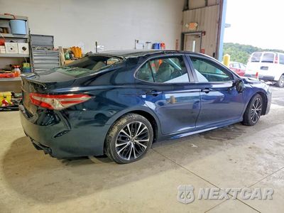 Trzecie zdjęcie samochodu z tyłu: 2018 TOYOTA CAMRY SE VIN:4T1B11HK9JU543368 - miniatura