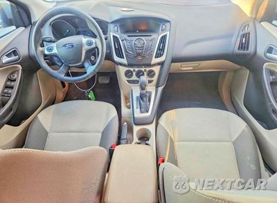 Zdjęcie 8 z 12 samochodu: 2014 FORD FOCUS SE VIN:1FADP3F2XEL440214 - miniatura