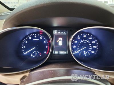 Zdjęcie 9 z 13 samochodu: 2018 HYUNDAI SANTA FE SPORT 2.0T VIN:5NMZUDLA2JH074920 - miniatura