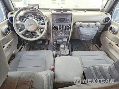 Zdjęcie 8 z 13 samochodu: 2009 JEEP WRANGLER UNLIMITED VIN:1J4GA69129L778705 - miniatura