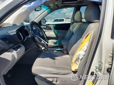 Zdjęcie 7 z 13 samochodu: 2013 TOYOTA HIGHLANDER LIMITED VIN:5TDYK3EH4DS101039 - miniatura
