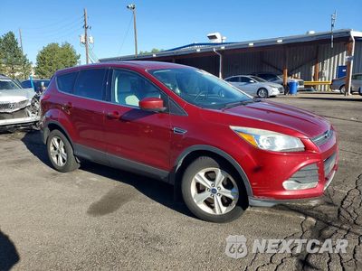Czwarte zdjęcie samochodu z boku: 2016 FORD ESCAPE SE VIN:1FMCU9GX5GUA57608 - miniatura