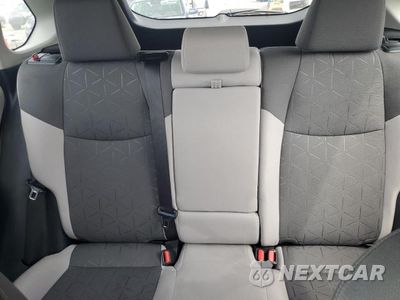 Zdjęcie 10 z 13 samochodu: 2025 TOYOTA RAV4 XLE VIN:2T3W1RFV5SC343840 - miniatura
