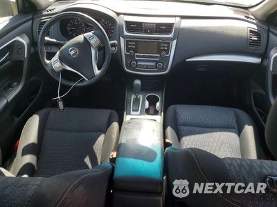 Zdjęcie 8 z 13 samochodu: 2016 NISSAN ALTIMA 2.5 SV VIN:1N4AL3AP6GC126564 - miniatura