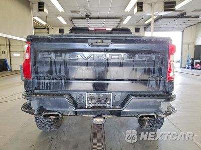 Zdjęcie 6 z 12 samochodu: 2020 CHEVROLET SILVERADO K1500 RST VIN:1GCUYEED5LZ212122 - miniatura