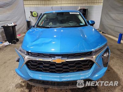 Piąte zdjęcie samochodu w środku: 2025 CHEVROLET TRAX LS VIN:KL77LFEPXSC095857 - miniatura