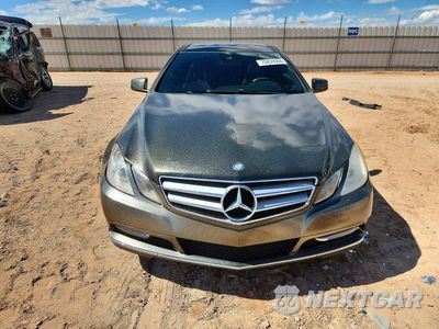 Piąte zdjęcie samochodu w środku: 2012 MERCEDES-BENZ E 350 VIN:WDDKJ5KB4CF132722 - miniatura
