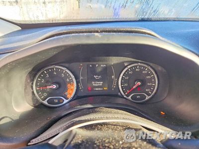 Zdjęcie 9 z 13 samochodu: 2015 JEEP RENEGADE LATITUDE VIN:ZACCJABT9FPC39959 - miniatura