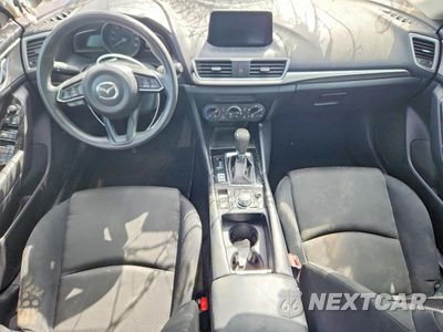 Zdjęcie 8 z 12 samochodu: 2017 MAZDA 3 SPORT VIN:3MZBN1U72HM134960 - miniatura