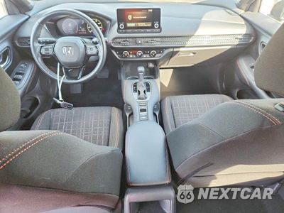 Zdjęcie 8 z 13 samochodu: 2024 HONDA HR-V SPORT VIN:3CZRZ2H56RM732405 - miniatura