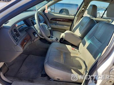 Zdjęcie 7 z 13 samochodu: 2009 MERCURY GRAND MARQUIS LS VIN:2MEHM75V89X627045 - miniatura