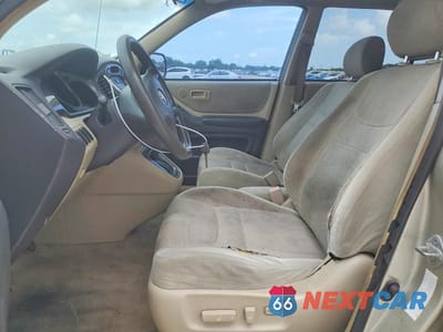 Zdjęcie 7 z 13 samochodu: 2001 TOYOTA HIGHLANDER BASE VIN:JTEGF21A610008388 - miniatura