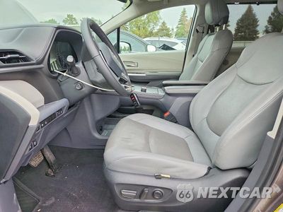 Zdjęcie 7 z 13 samochodu: 2023 TOYOTA SIENNA LIMITED 7-PASSENGER VIN:5TDZSKFC7PS085988 - miniatura