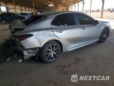 Trzecie zdjęcie samochodu z tyłu: 2024 TOYOTA CAMRY SE VIN:4T1G11AK6RU238843 - miniatura