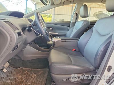 Zdjęcie 7 z 12 samochodu: 2014 TOYOTA PRIUS V FIVE VIN:JTDZN3EU9EJ006418 - miniatura