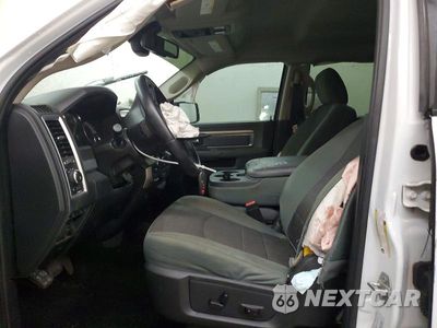 Zdjęcie 7 z 13 samochodu: 2016 RAM 1500 SLT VIN:3C6RR7LT6GG220042 - miniatura