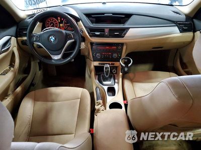 Zdjęcie 8 z 14 samochodu: 2015 BMW X1 XDRIVE28I VIN:WBAVL1C56FVY33837 - miniatura