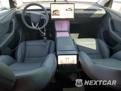 Zdjęcie 8 z 13 samochodu: 2026 TESLA MODEL Y VIN:7SAYGDEE8TF374326 - miniatura
