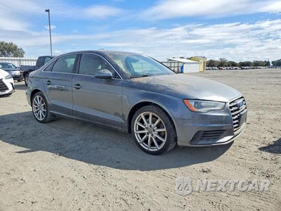 Czwarte zdjęcie samochodu z boku: 2015 AUDI A3 PREMIUM VIN:WAUBFGFFXF1001572 - miniatura